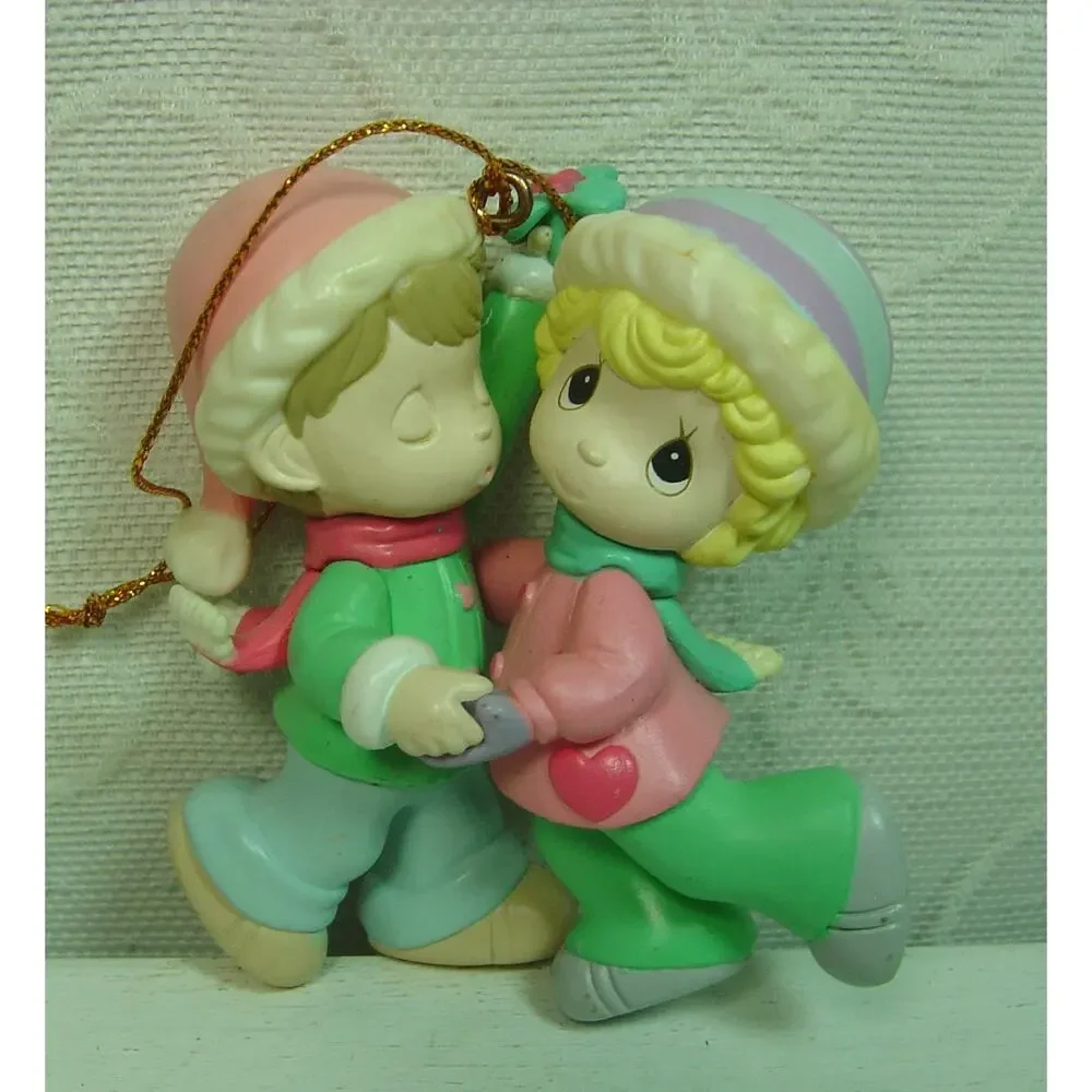 Precious Moments precious moments